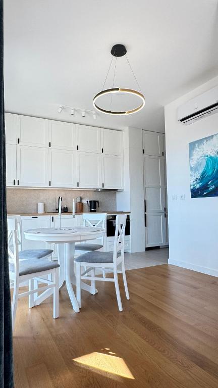 Sky & Sea Apartment - 2