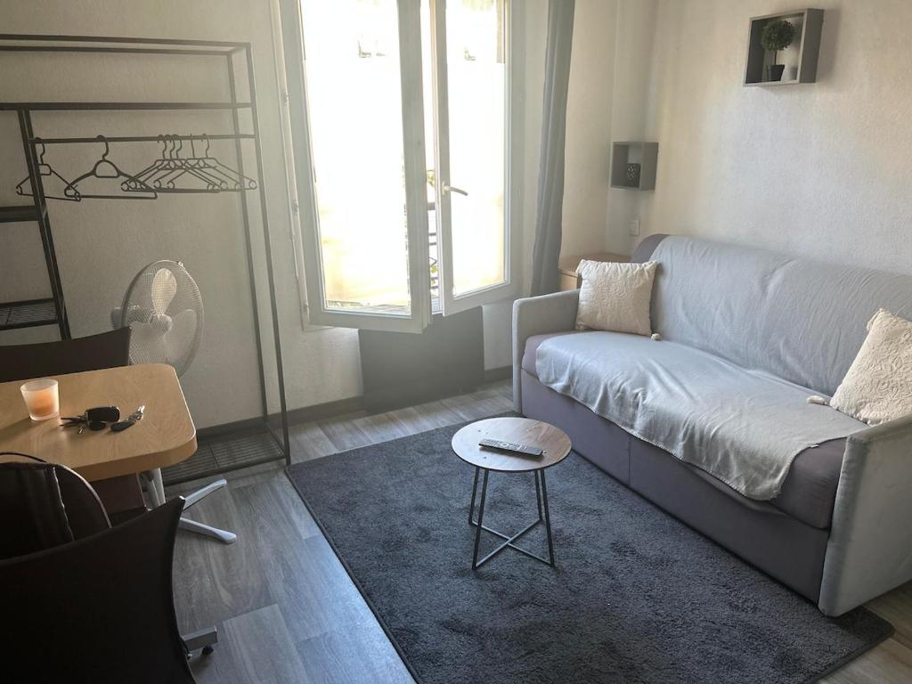 Studio à Nice Calme et Tout Équipé - 1