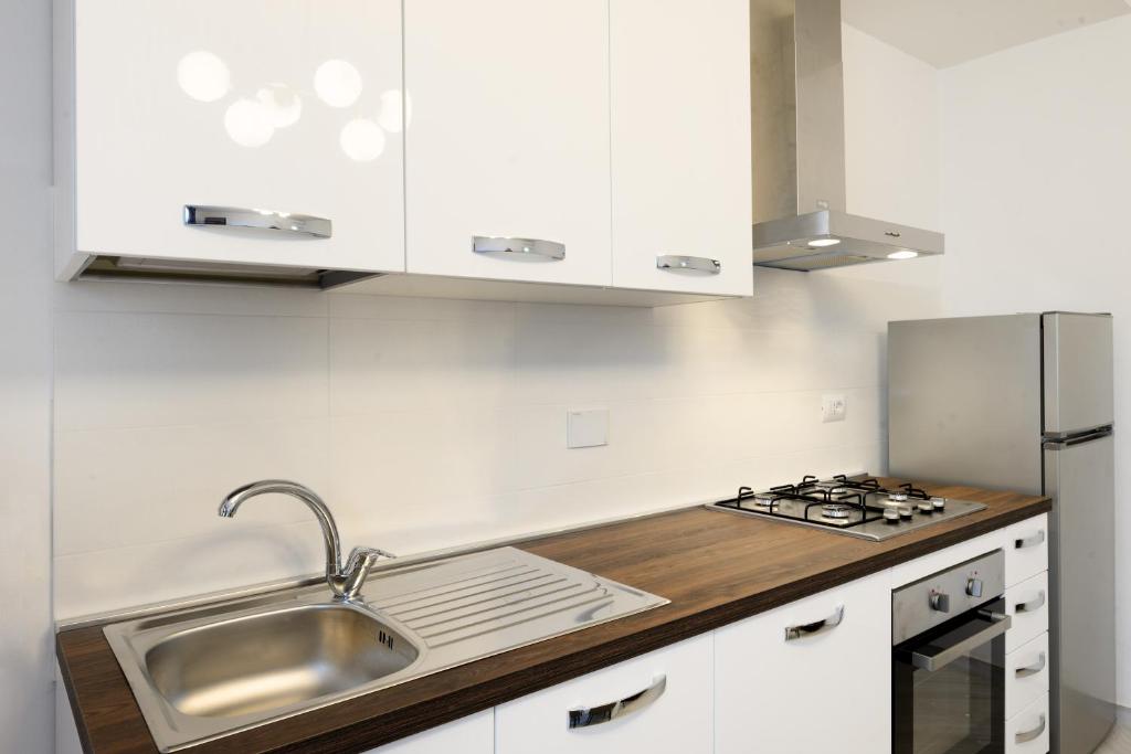Angelico Cozy Apartment - 4