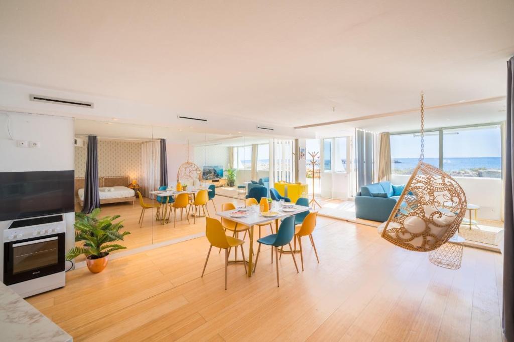 French Riviera Loft Panoramic Sea View, Beachfront - 4