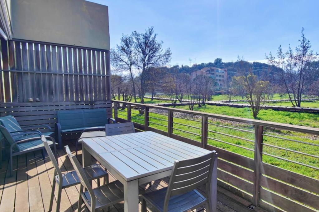 Appartement spacieux avec piscine - 2