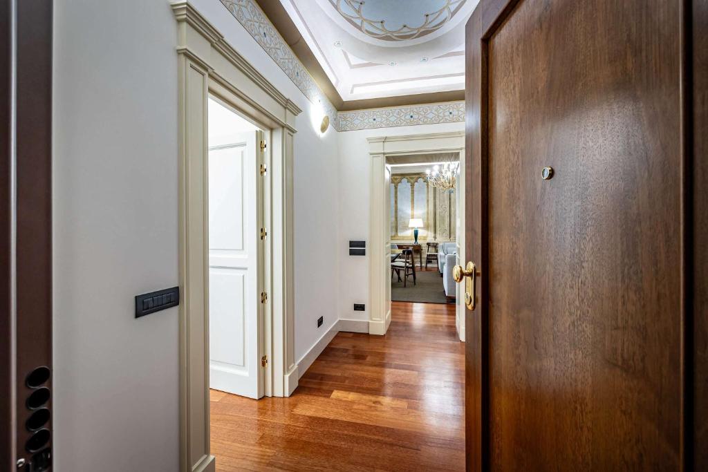 Frescoed apartment in the heart of Florence - 2