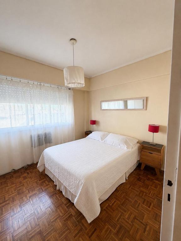 Comodo apartamento en torre de Recoleta - 3