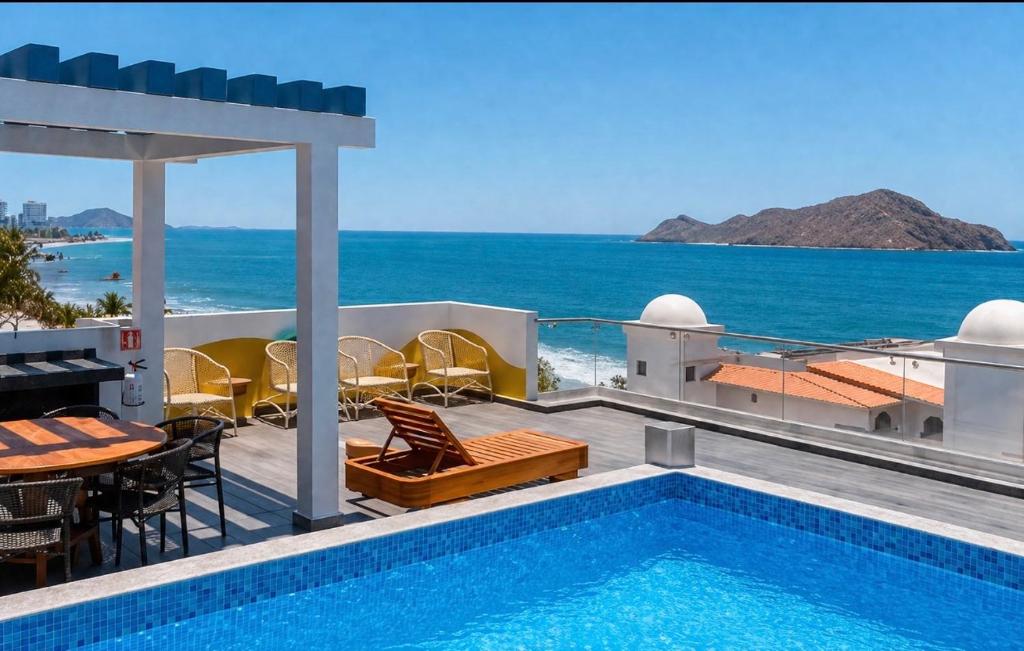 Departamento de lujo en Zona Dorada, Alberca Infinity, A 1 cuadra de la playa - 2