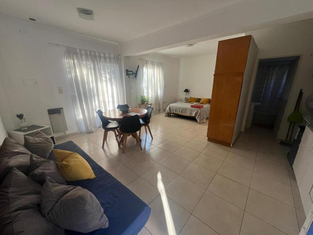 A bright, centrally located apartment - 3