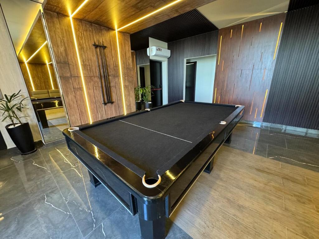 Luxury and Comfort Modern Apartment with Unique Touches - 3