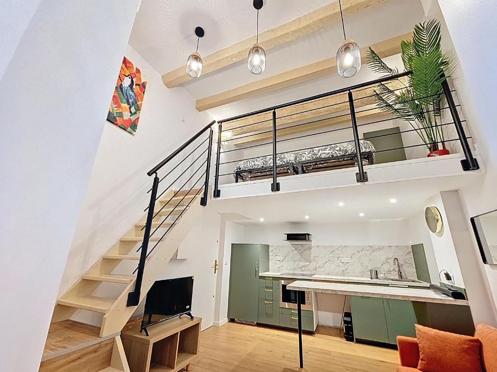 Duplex renovated in 2026 with 2 single beds - 1