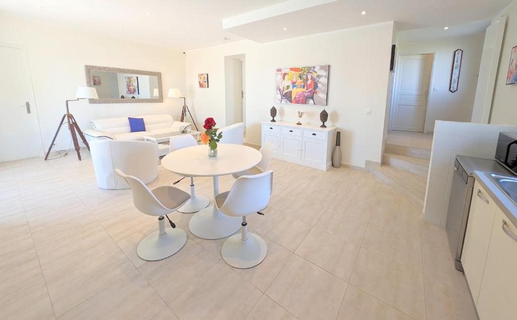 Ref GOLFE Palmes d Or Properties - 4