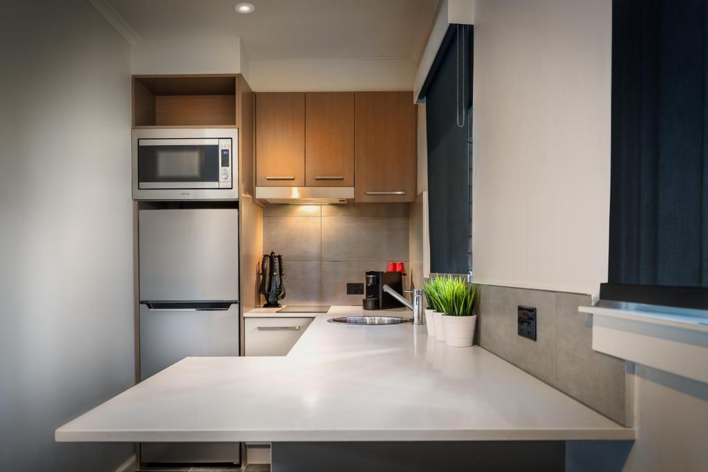 Crest on Park Apartments photo