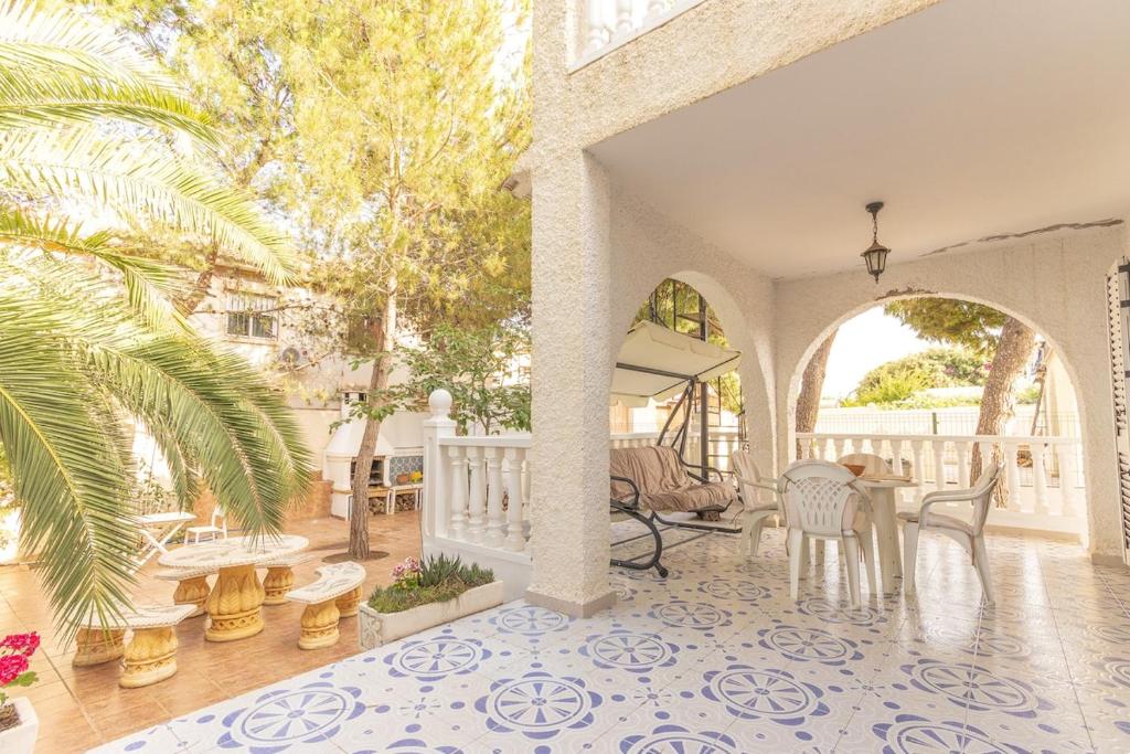 Chalet en Los Frutales en Torrevieja - 1