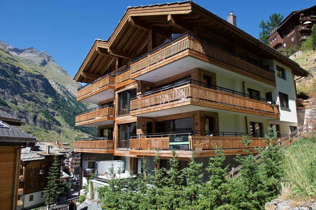 Betty Boop Zermatt - Matterhorn View Apartment - 1