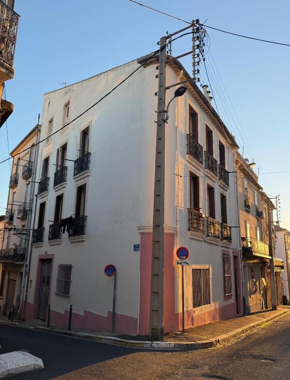 Le 39 Victor Hugo by GC - Grand F4 Cosy avec Billard & wifi - 2