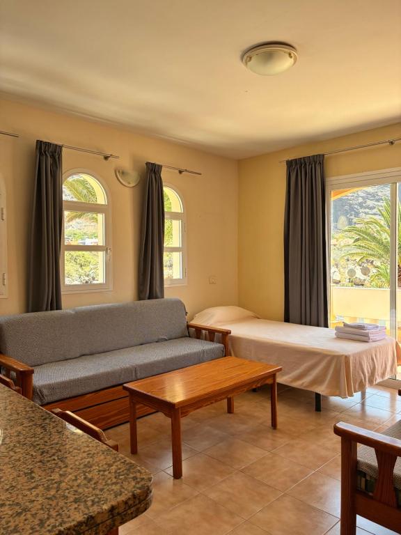 Apartamentos Jardín del Conde - 3