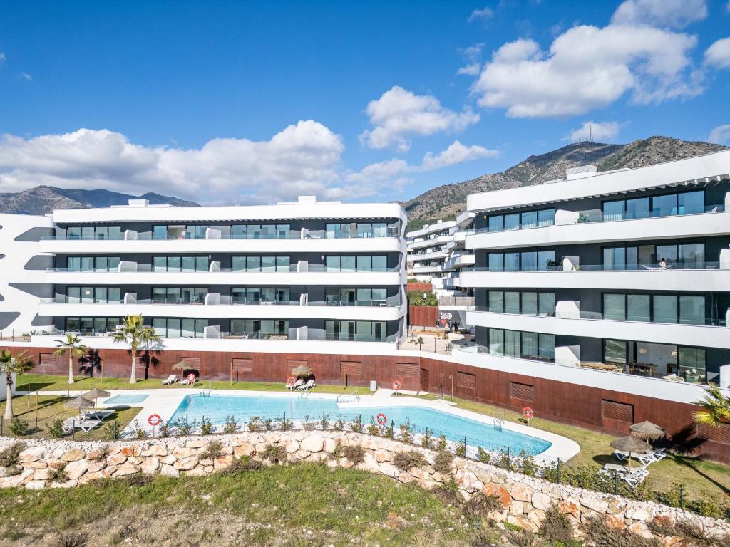 The West Breeze 2bedroom Poolview Terrace, Higueron West, Fuengirola - 5