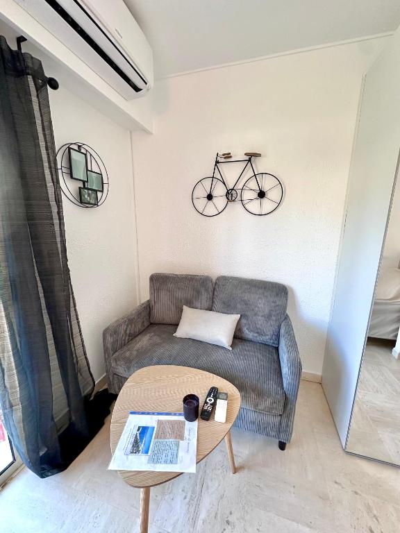 Nice studio with sleeping area, pool, parking, air conditioning - 4