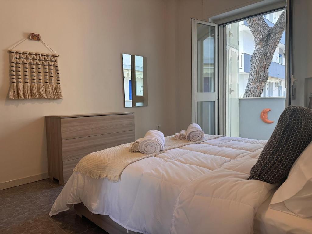 Lungomare Pescara Beachfront & City Center - 4