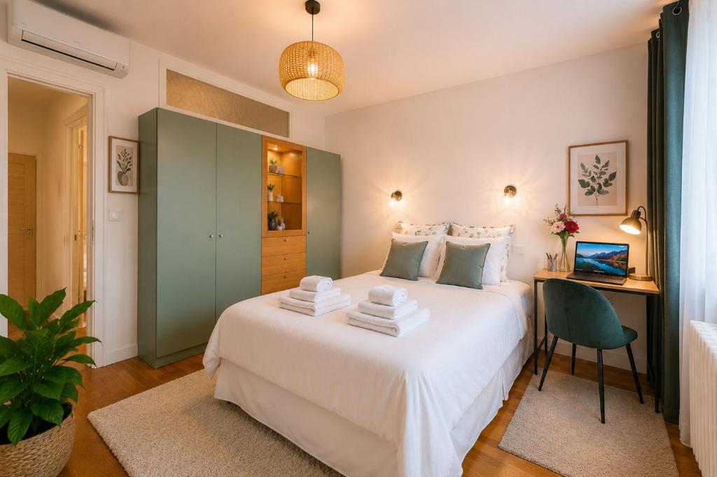 Appartement Climatisé 7mn Centre Ville 95M2 4 Adultes Bébé Garage Sous sol Arrivée Autonome - 3