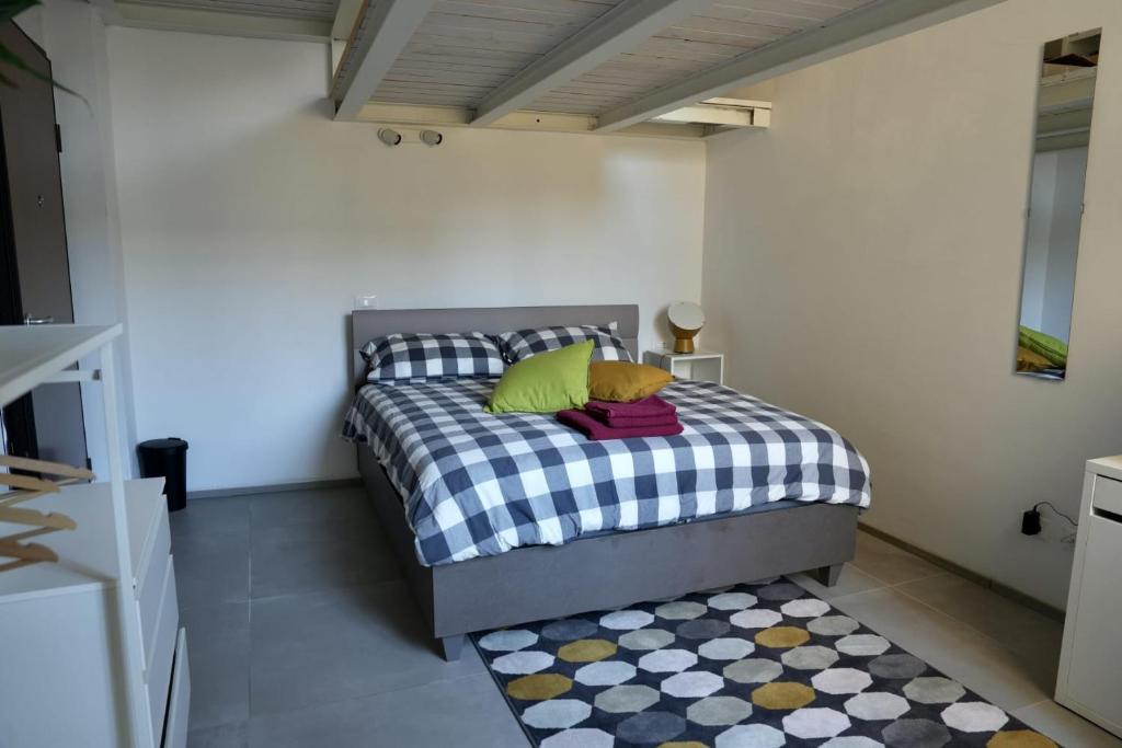 Guglie's Guest House - 3