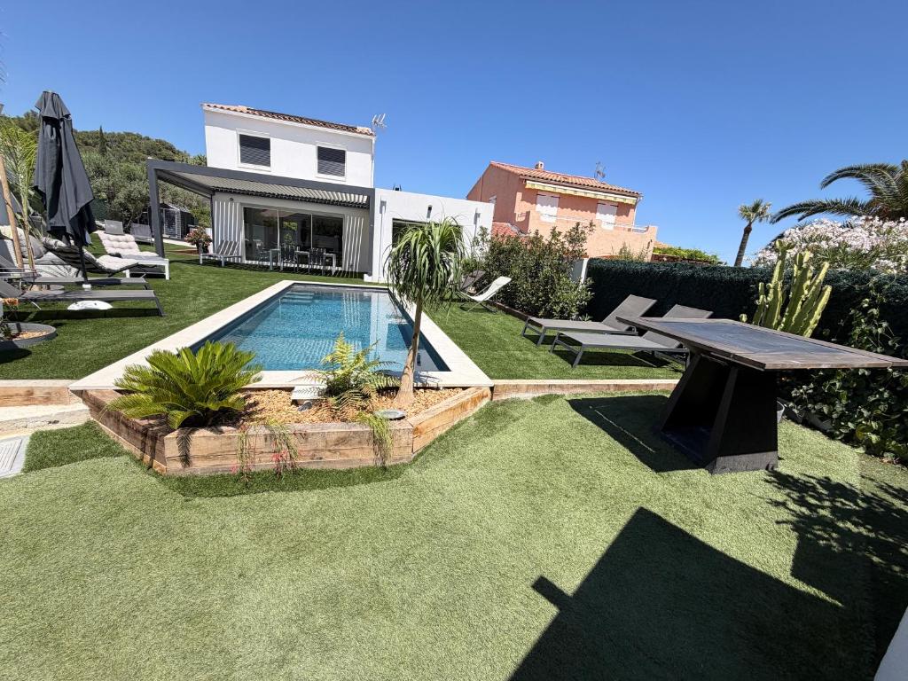 VILLA LAURANA HYERES 6 personnes Piscine chauffée - 2