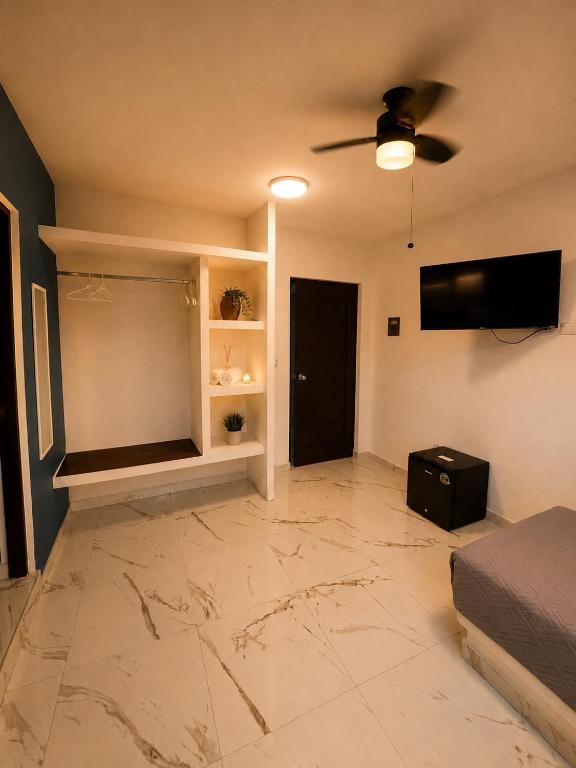 Hotel YA'AX HA' Bacalar - 2
