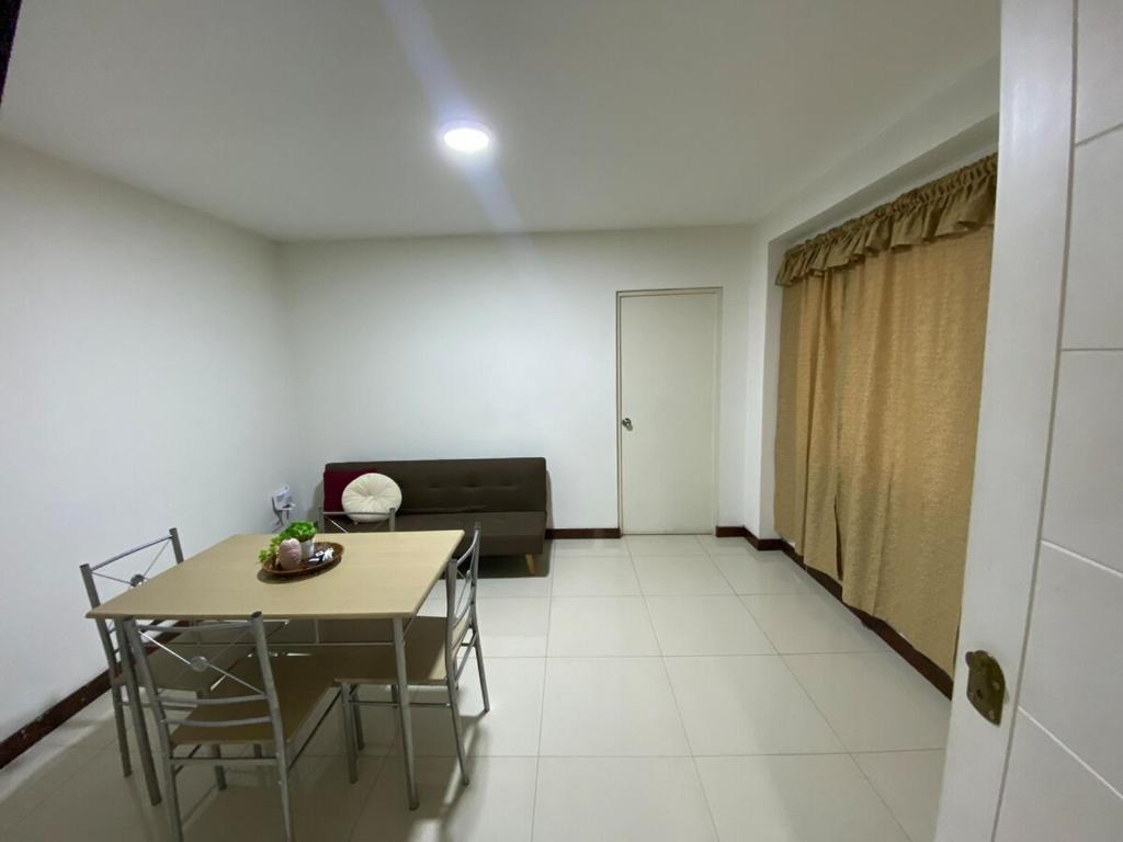 Departamento en Centro Historico de Lima, 1 hab, WiFi free, SmartTV - 3