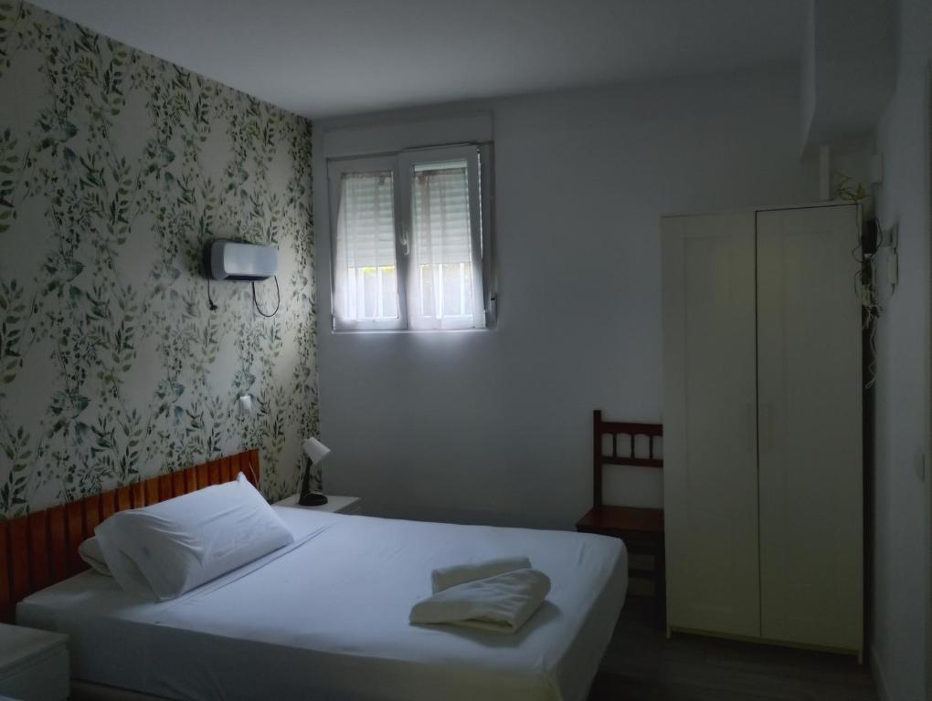 Apartamento y Habitaciones El Colmenar - 2