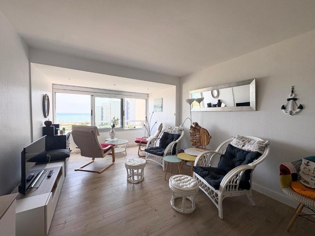 Appartement face mer avec clim et parking - 4 pers. - FR-1-799-71 - 4