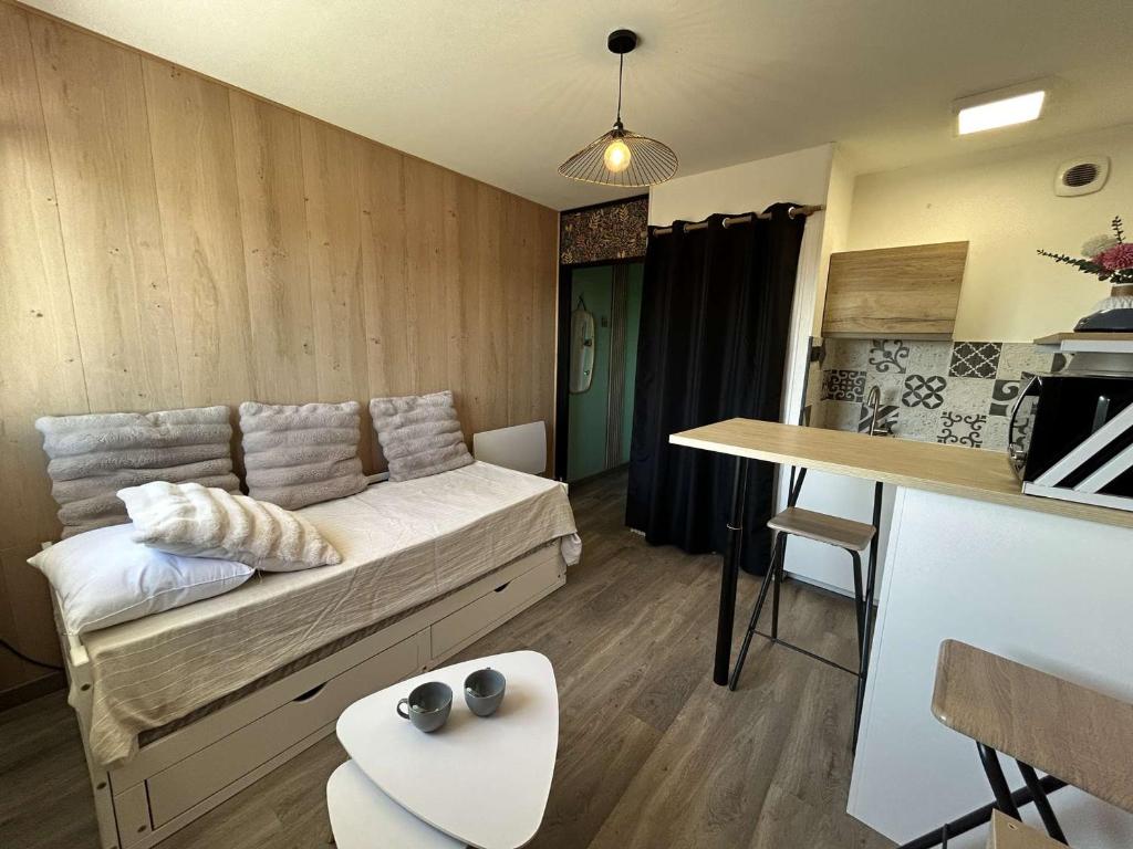 Studio refait à neuf - 2 pers. - FR-1-224C-388 - 4