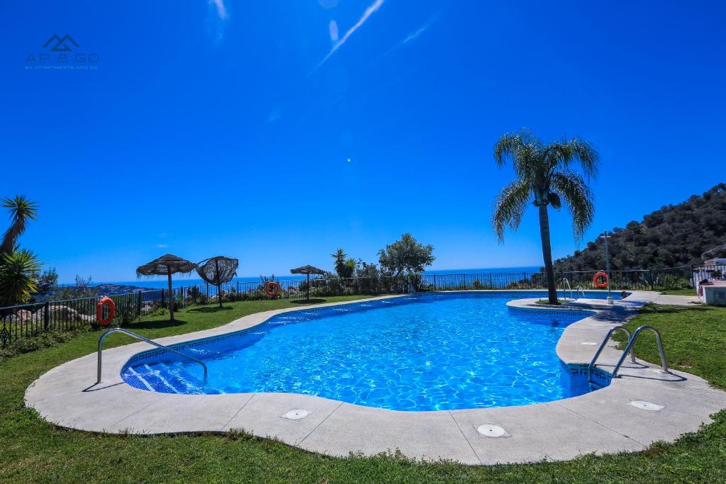 Serenity Coast Home, Exclusive Sea Views & Pool - 2