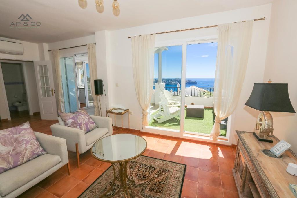 Serenity Coast Home, Exclusive Sea Views & Pool - 3