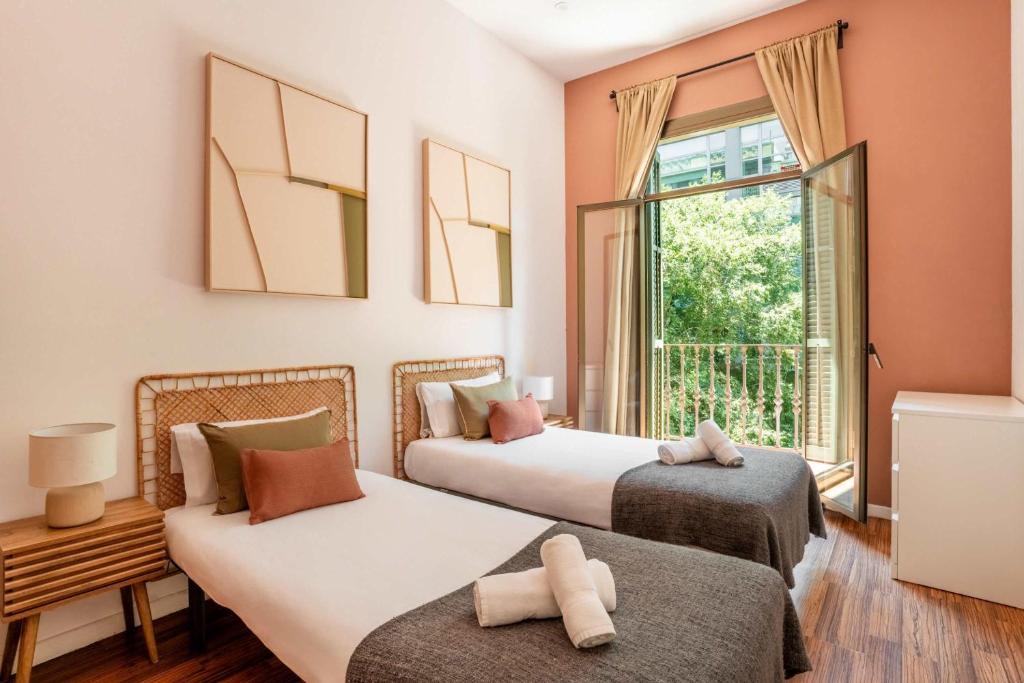 The Collection Barcelona - Comfortable and huge 4BD - 2BTH Rambla Catalunya - 5