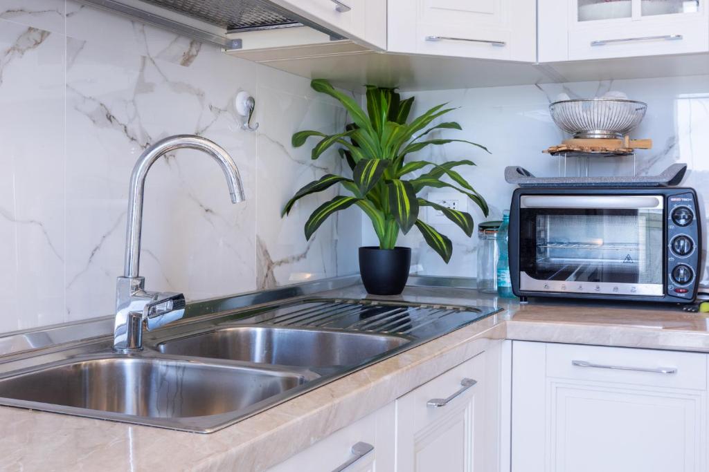 GuestHost - Chic Flat near Bastione di Saint Remy - 5