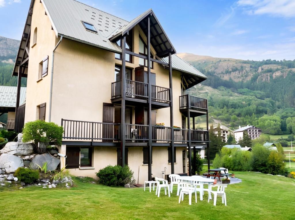 Appartement spacieux à Le Monêtier-les-Bains - 75 m² avec vue - 2