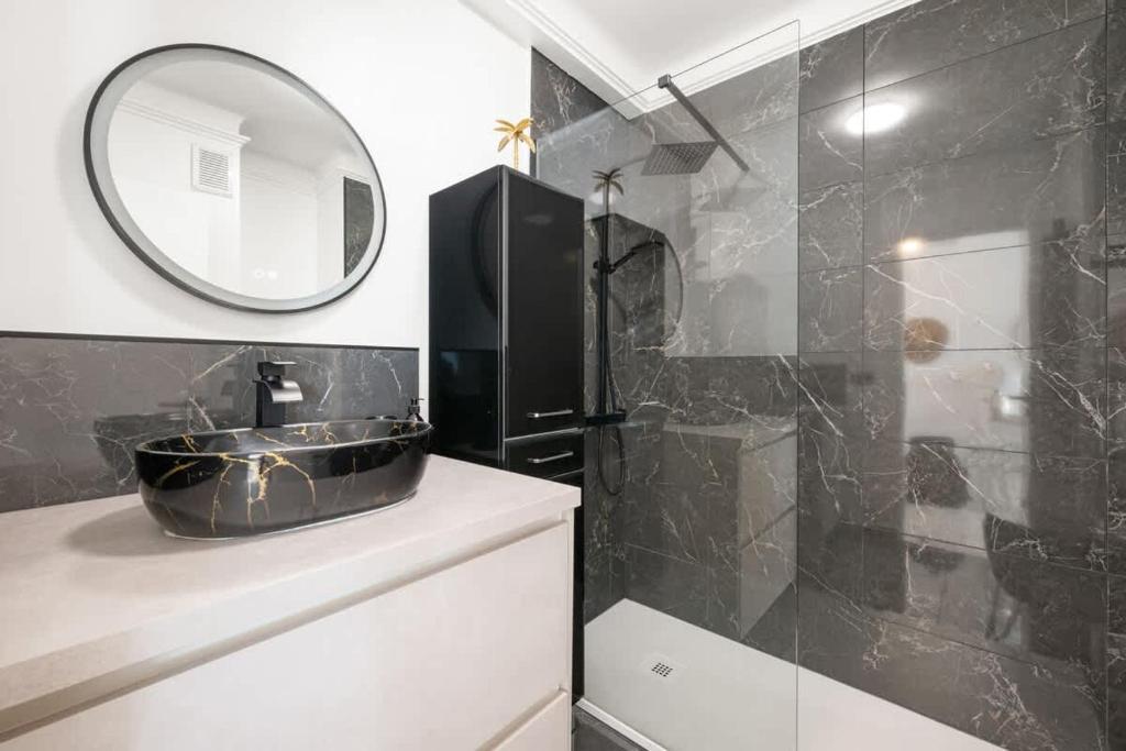 Le Saint Yves appartement dernier étage, vue mer, rénové, AC - 3