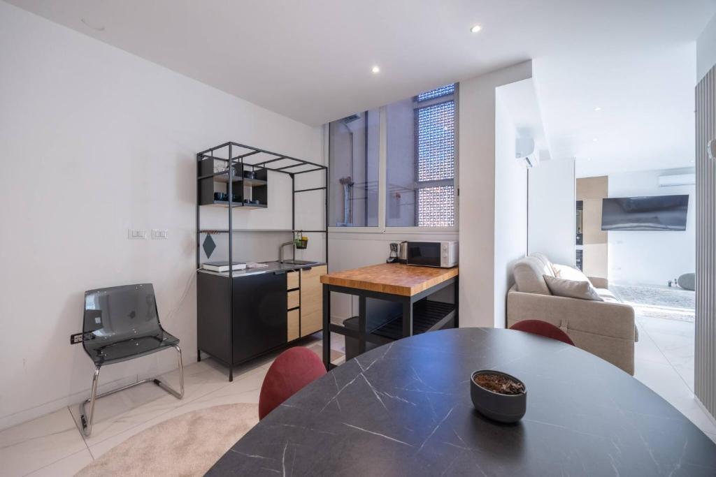 Maison Masini 1, Bologna by Short Holidays - 2