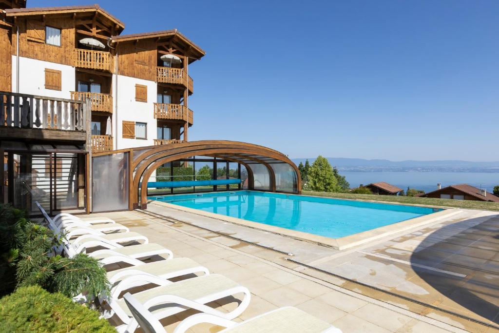 Résidence Odalys Les Chalets d'Evian - 2