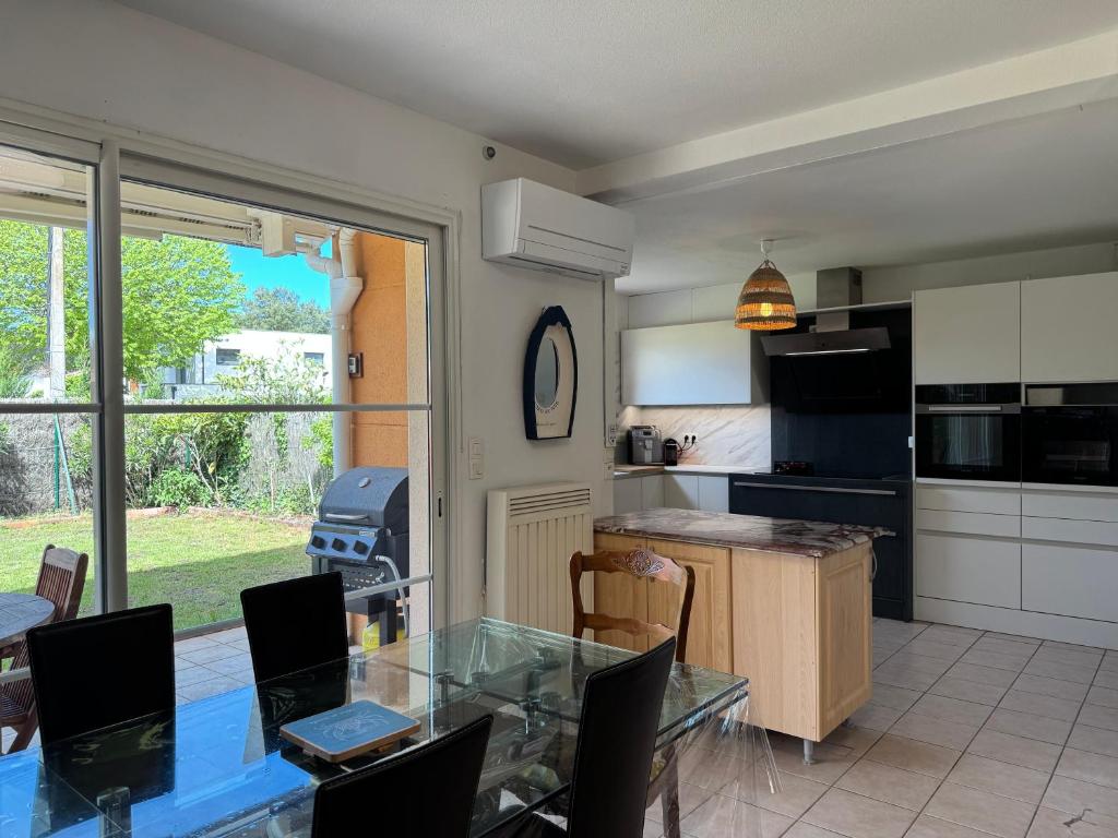Villa Casa Brisa, pour 6 voyageurs, proche des plages à 8 minutes en vélo - 2