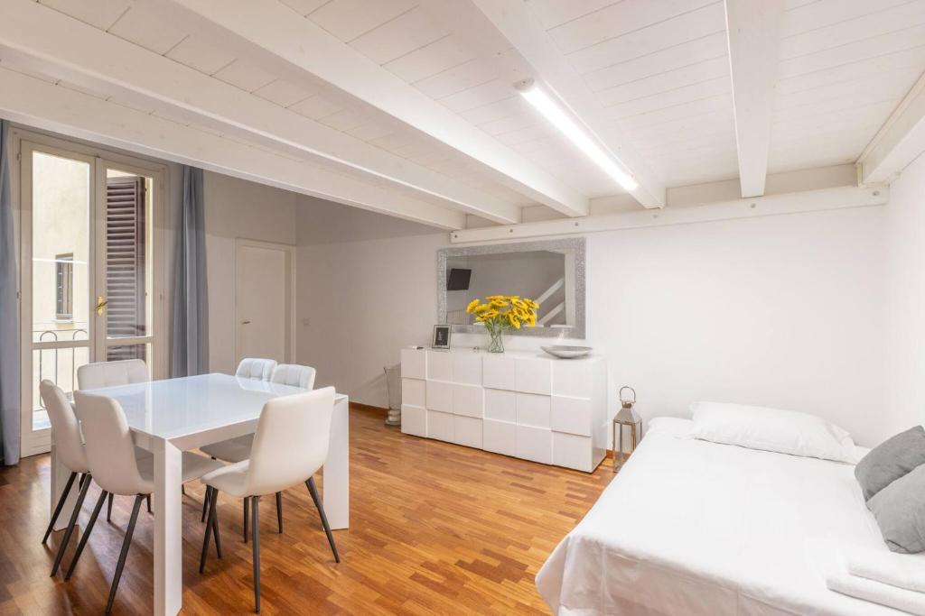 Ubaldini House, Bologna By Short Holidays - 2