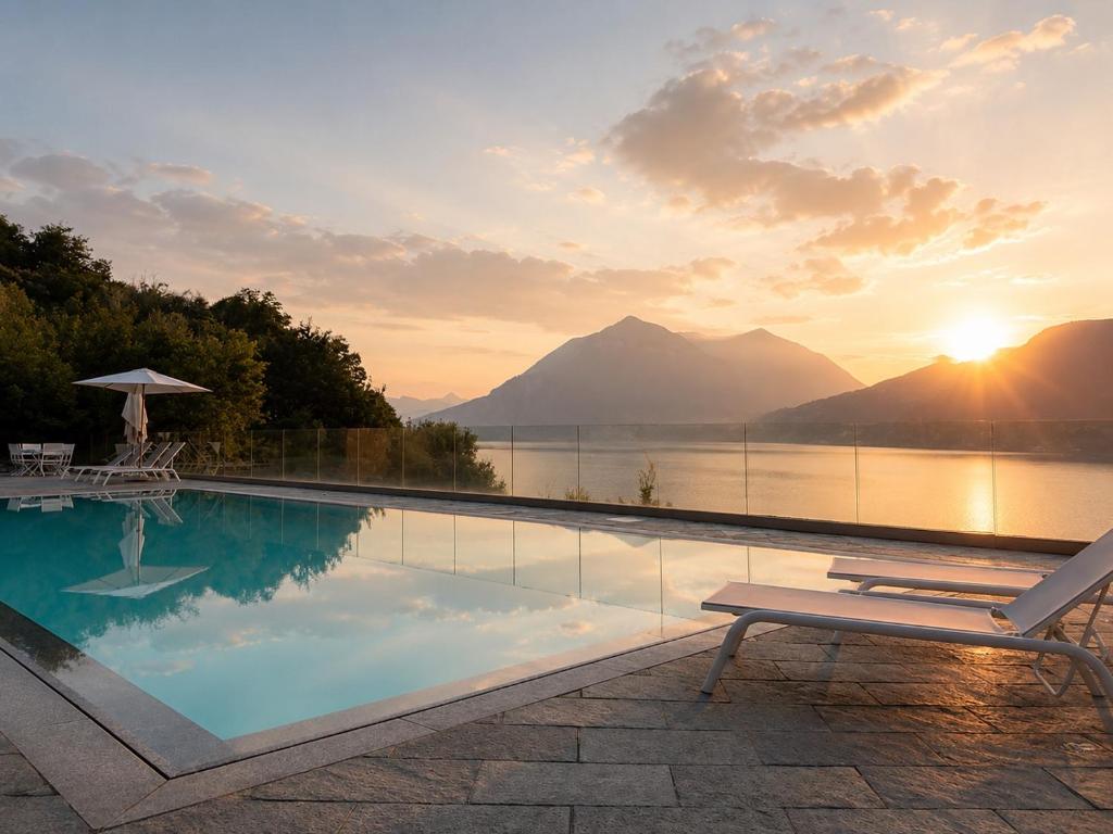 Elegant Villa Vladi with Panoramic Lake Como Views - 3