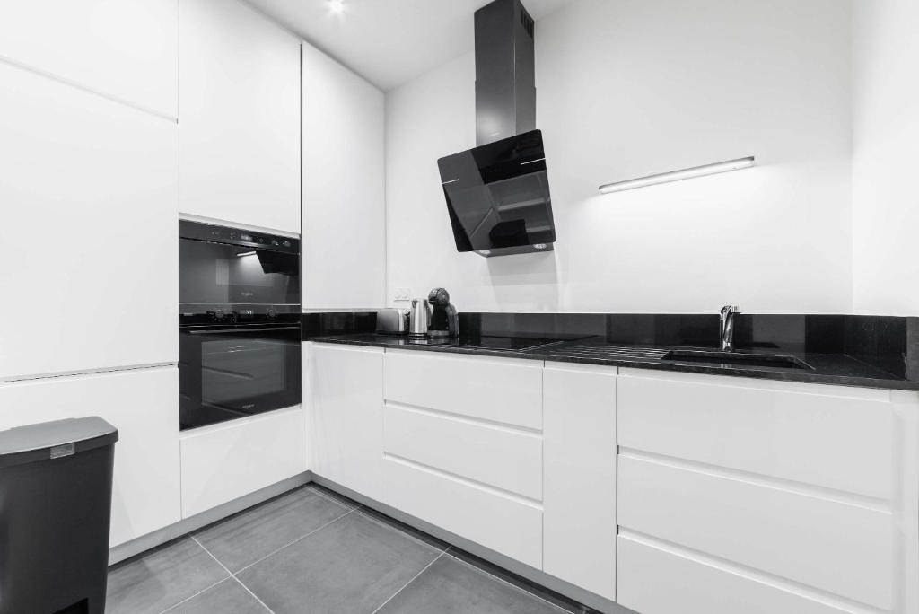 Appartement proche metro et montmartre - paris 18 - 4P - 2