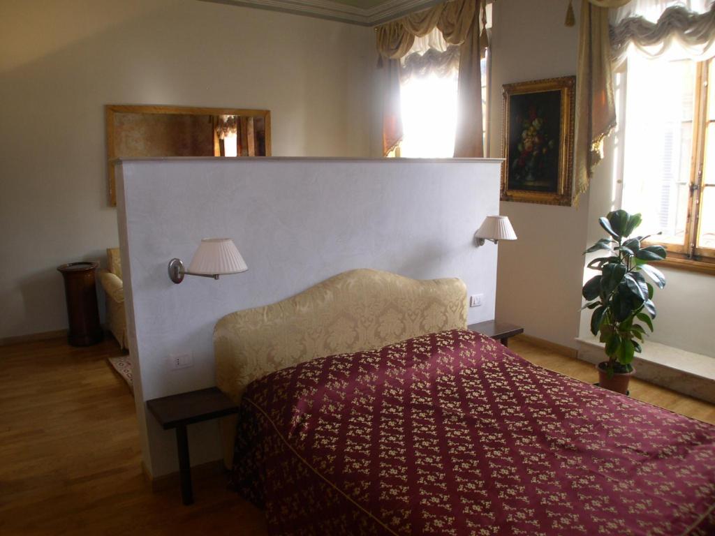 Tornabuoni Petite Suite - 2