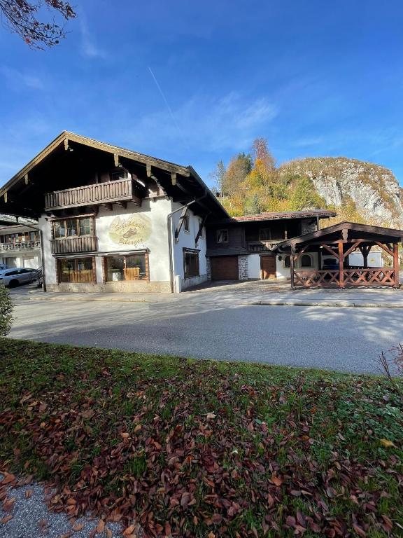 Schuhhaus Biberger - Fewo Lukas - 1