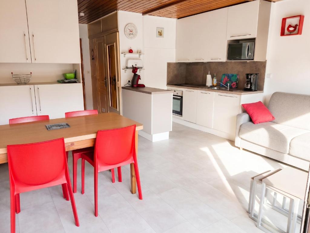 Studio accueillant à Les Carroz, 27 m², vue montagne - 4