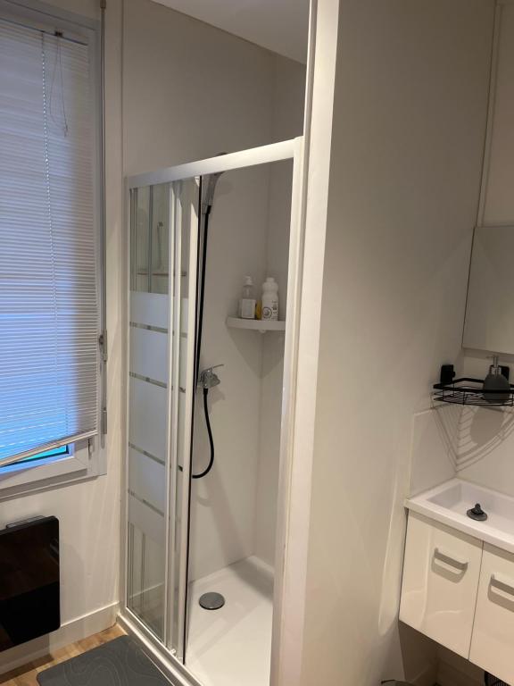 Chambre d'hôte chez l'habitant - 4