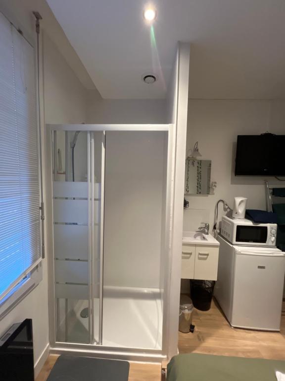 Chambre d'hôte chez l'habitant - 3