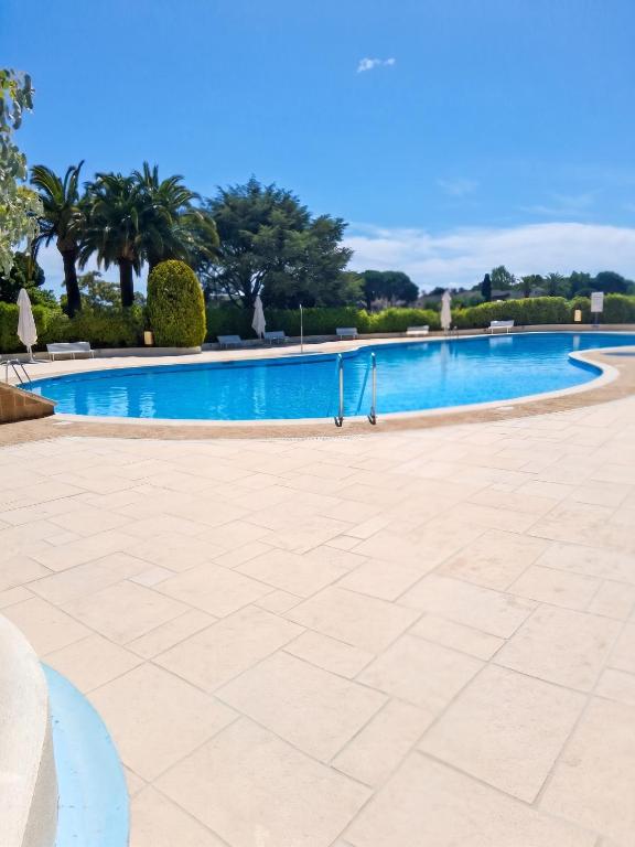 Appartement confortable à Mandelieu-la-Napoule, 37 m², piscine - 2