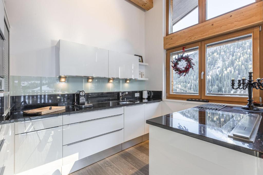 Chasa Teja by MEIN SAMNAUN - MOUNTAIN HOMES - 2