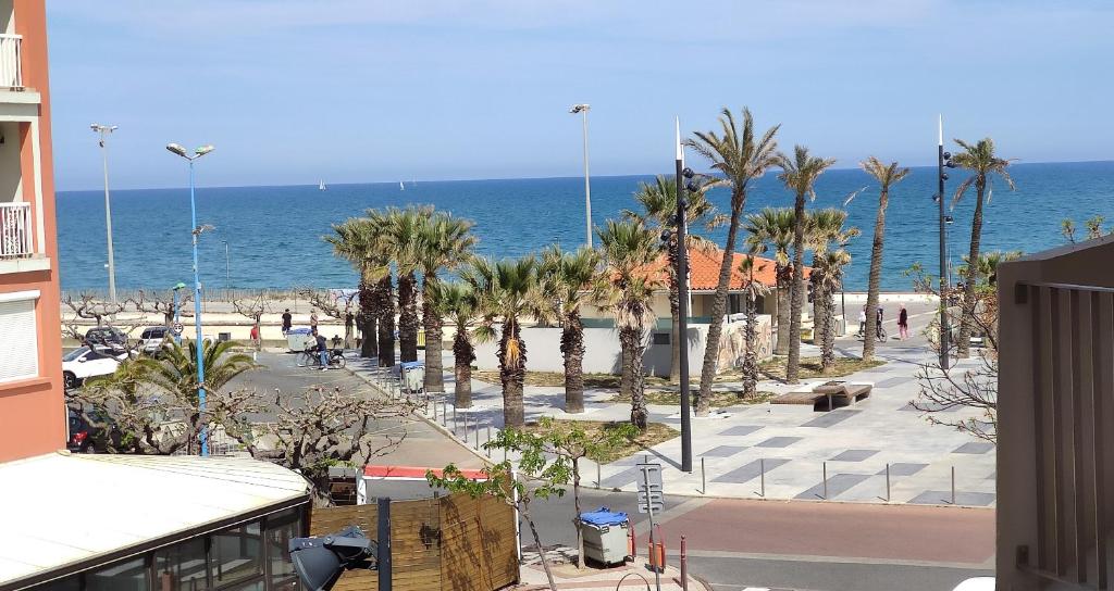 Cosy T2 à 100m de la plage - 1
