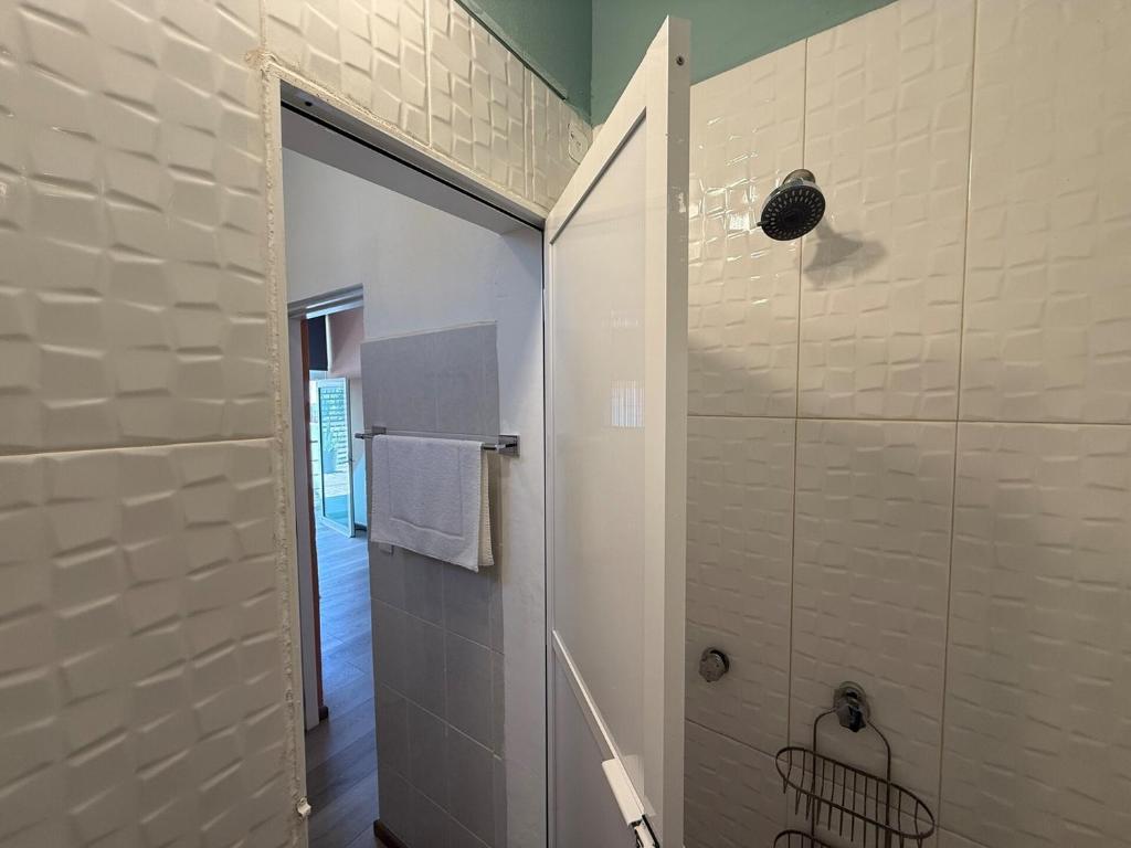 Suite Room with Pool & Gym - 4