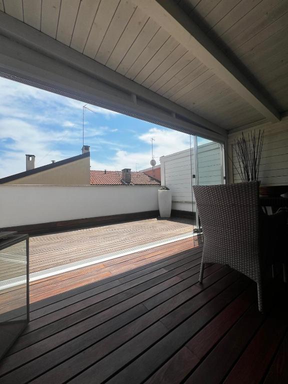 Rooftop Haven - 5